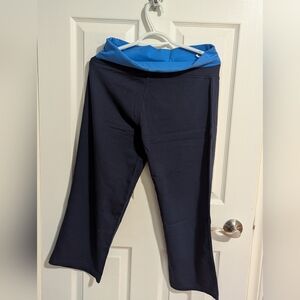 Blue Athletic Leggings with Stretchy Fit